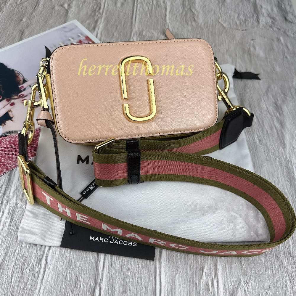 NWOT MARC JACOBS the snapshot shoulder bag - Picture 9 of 11